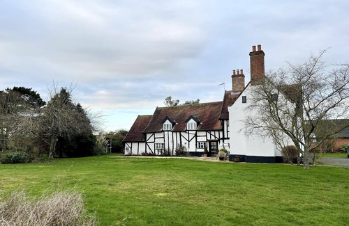 Cookley Cottage | Church Farmhouse, Cookley
