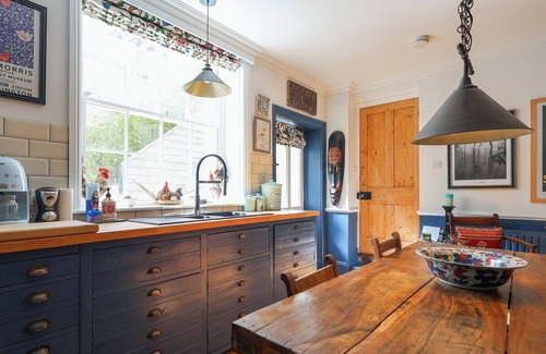 Malvern Apartment | Church Garden Apartment