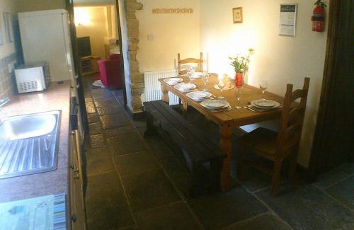 Hawkchurch House | Cider Cottage