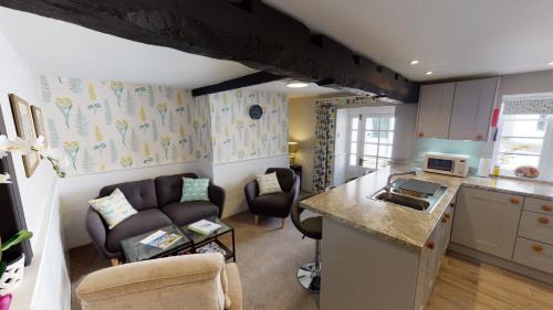 Sidmouth House | Cider Cottage
