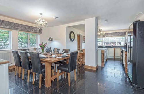 Llanrwst Cottage | CILFAN, pet friendly, character holiday cottage in Llanrwst