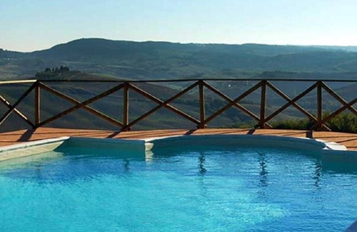 Bollano House | CIPRESSO APARTMENT in CASANOVA farmhouse on hills of Crete Senesi