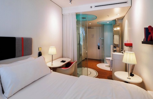Schiphol Hotel | citizenM Schiphol Airport