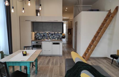 Szeged Apartment | City Art Inn