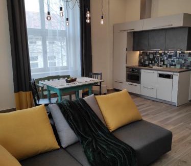 Szeged Apartment | City Art Inn