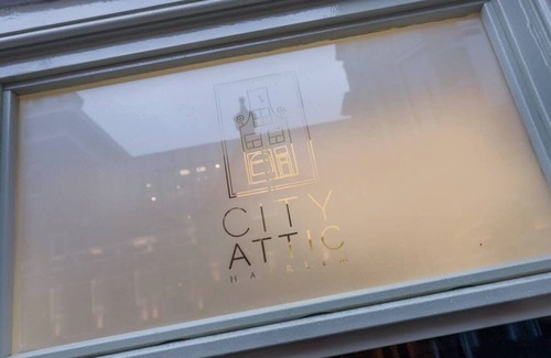 Centrum Apartment | City Attic - Your Artful Retreat in Haarlem's Heart
