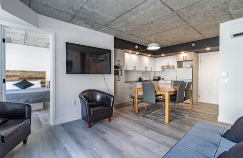Saint-Roch Apartment | City Center, 2 bathrooms, AC, Parking, Pool