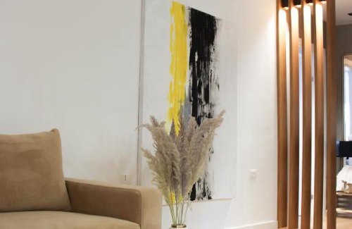 Tirana Apartment | City Center “TheBeeApartment”, Myslym Shyri