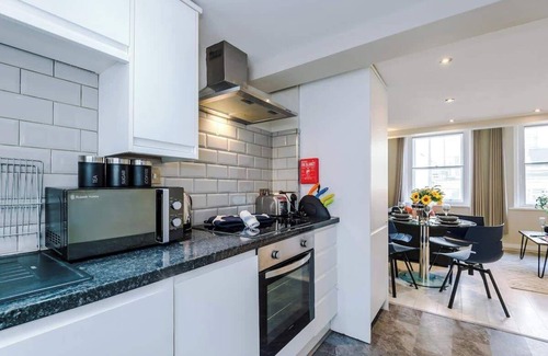 Liverpool City Centre Apartment | City Centre Flat, Perfect for Groups & Weekends!