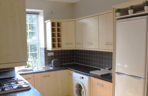 Winchester Apartment | City Centre Riverside Apartment
