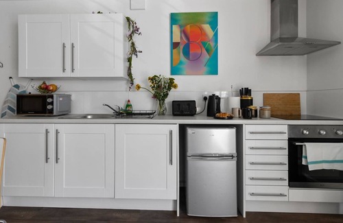 Exeter Apartment | City Centre Studio Apartments (Eden Apartment) - Short Stays UK Ltd