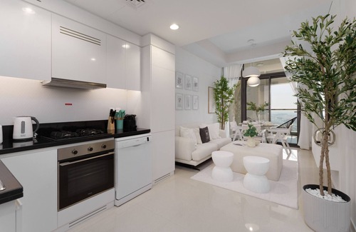 Sheikh Zayed Road Apartment | City Chic Retreat in Dubai’s Prime Location