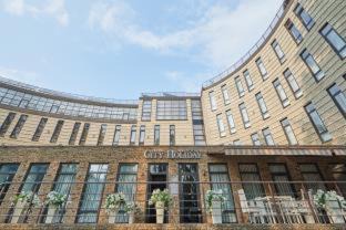 Petropavlivs'ka Borshchahivka Hotel | City Holiday Resort & SPA