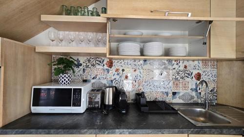 Terezvaros Apartment | City Park Gallery