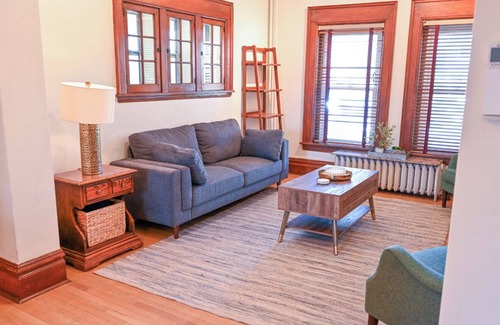 City Park Apartment | City Park Manor - Fully Furnished!