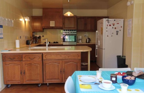 Perigueux House | City, Quiet location on semi private road on Green Way of Périgueux, Dordogne