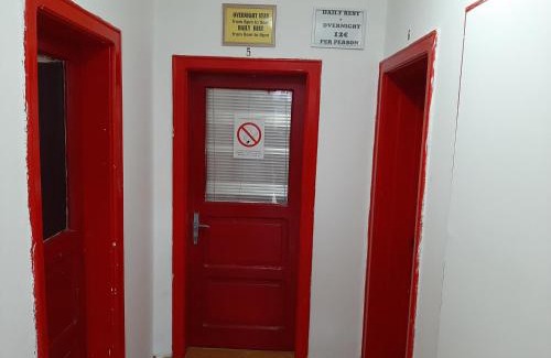 Mitrovicë House | City Rooms 400m from Center