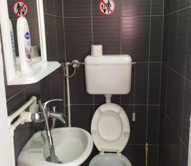 Mitrovicë House | City Rooms 400m from Center