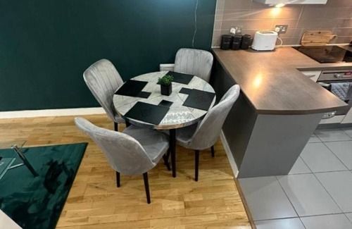 Liverpool City Centre Apartment | City View One Bedroom Apartment Liverpool City Centre
