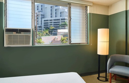 Ala Moana Hotel | City View Two Queens, Garden Atmosphere, Pool Access, Near Waikiki Beach