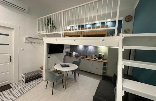 Palace District Apartment | City Zen Apartments