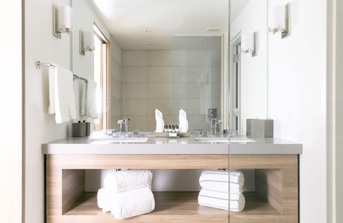 Carefree Hotel | CIVANA Wellness Resort and Spa