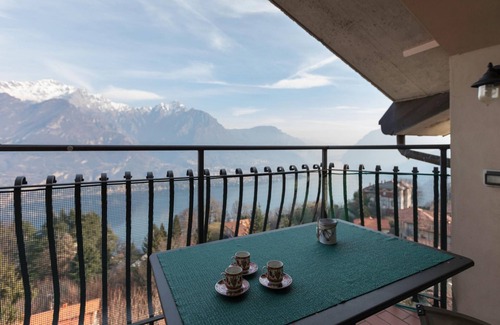 Civenna Apartment | Civenna Lake View by Wonderful Italy