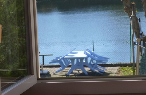 Clairac Cottage | CLAIRAC Gite de Peche on the Lot with fishing boat on site