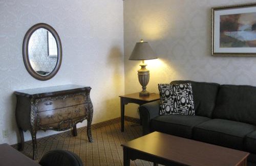 Idaho Falls Hotel | Clarion Inn Idaho Falls Riverfront