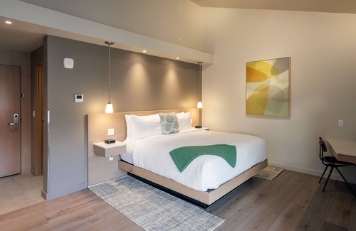Eastsound Hotel | Clark - Imaginative Original Artwork