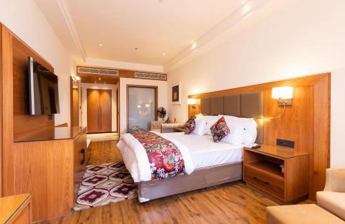 Ludhiana Hotel | Clarks Inn Express Ludhiana