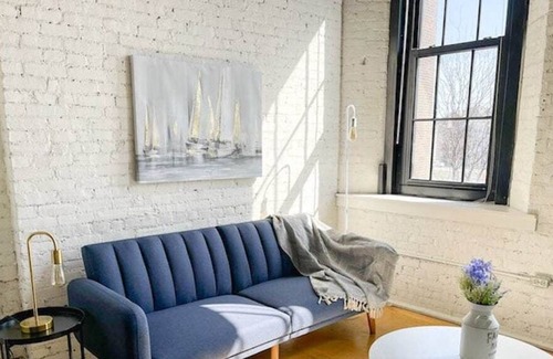 Smoketown Jackson Apartment | Classic 1BD/1BA + Gym - Downtown Louisville