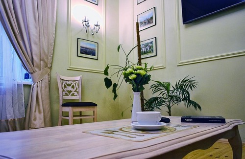 Odessa City Center Apartment | Classic Apartment on Zhukovskoho