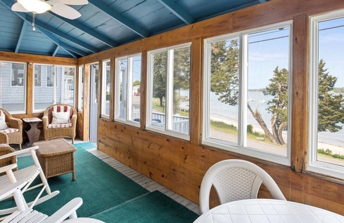 Kingston House | Classic Beachfront Getaway in Kingston with Ocean Views and Private Beach Access