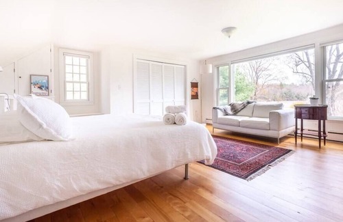 Great Barrington House | Classic Berkshires cottage in sun-drenched meadow
