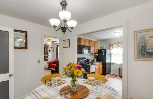 Brunswick House | Classic Brunswick Home ~ 8 Mi to St Simons Island!