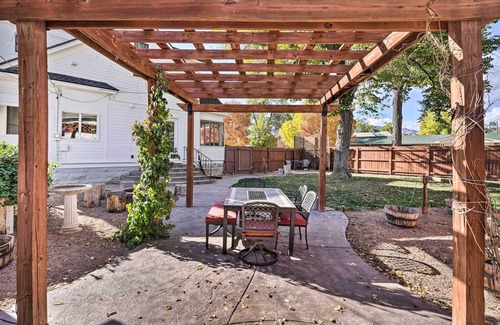 Canon City Cottage | Classic Cañon City Getaway - 13 Mi to Royal Gorge!