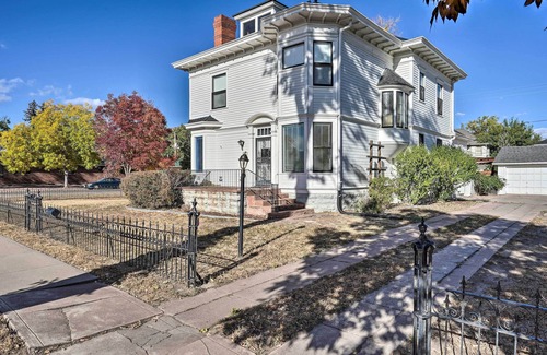 Canon City Cottage | Classic Cañon City Getaway - 13 Mi to Royal Gorge!