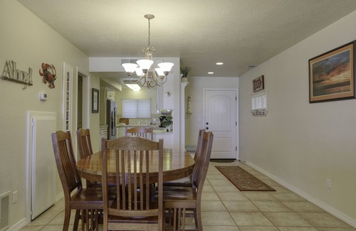 Downtown Condo | Classic California Oceanfront Living