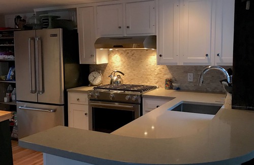 Commercial Street House | Classic Cape Cod home with private beach