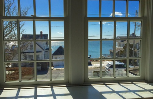 Commercial Street House | Classic Cape Cod home with private beach