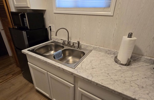 Canyon Lake Apartment | Classic Charm Close to Lake #2