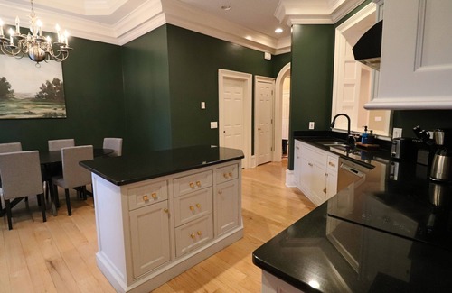Athens House | Classic City Retreat in Five Points, Athens GA