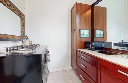 Wilmington Historic District House | Classic estate home in heart of Downtown Wilmington curated for entertaining