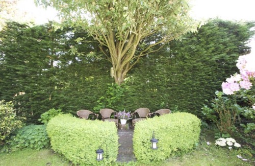 Heemstede House | CLASSIC HOME: Oasis Near Amsterdam, Beach, Formula 1, +6 bikes
