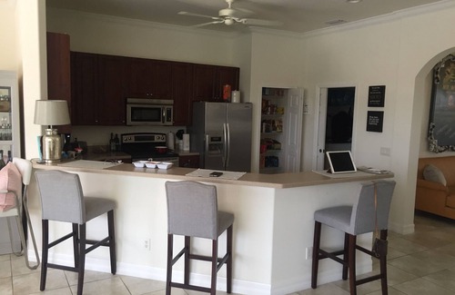 Pelican House | Classic Modern Villa Magical Sunset SW Cape Coral Best Location