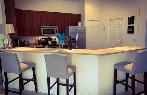 Pelican House | Classic Modern Villa Magical Sunset SW Cape Coral Best Location