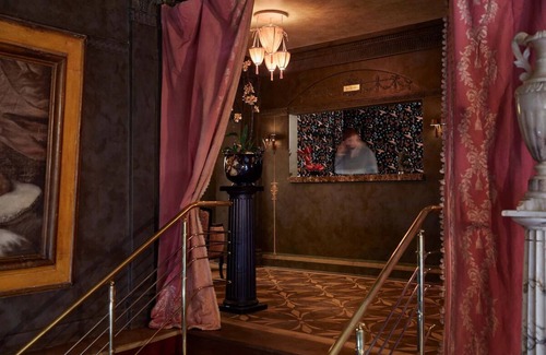 Mount Vernon House | Classic Room at Ulysses Hotel: Gothic Décor Near Baltimore's Highlights