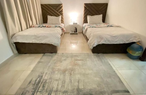 Mirdif House | Classic Villa Rooms opposite to Mirdif City Center