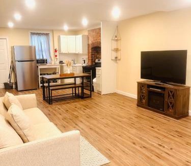 Bayonne Apartment | Classical Isbills Row House close to NYC